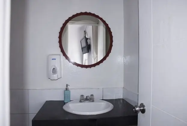 Ortak Ranzalı Oda, Karma Ranzalı Oda, Özel Banyo (4 pax)
