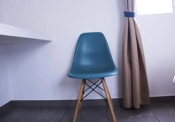 Tek Büyük Yataklı Oda, Ortak Banyo