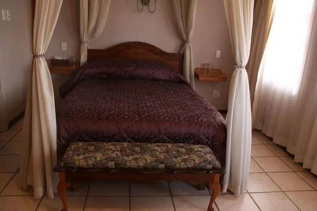 Double Luxury - Room Only