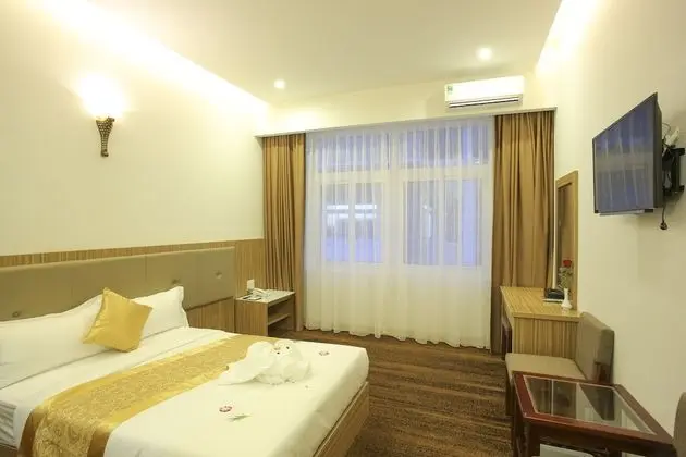 Deluxe Tek Büyük Yataklı Oda
