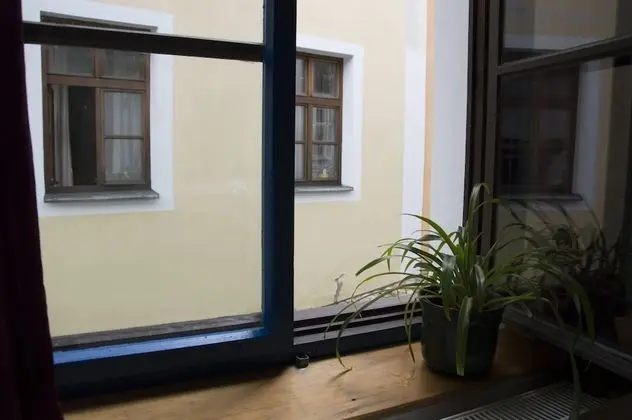 Basic Tek Büyük Yataklı Oda