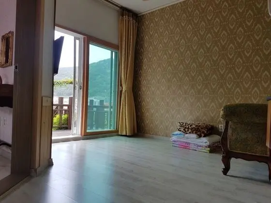 Tek Büyük Yataklı Oda (Ylang ylang)