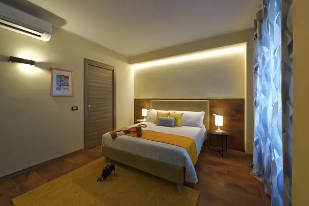 Deluxe Tek Büyük Yataklı Oda (CAMERA 1 RR)