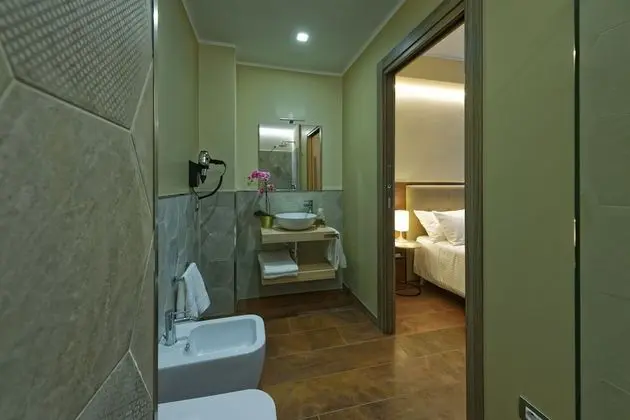 Deluxe Tek Büyük Yataklı Oda (CAMERA 1 RR)