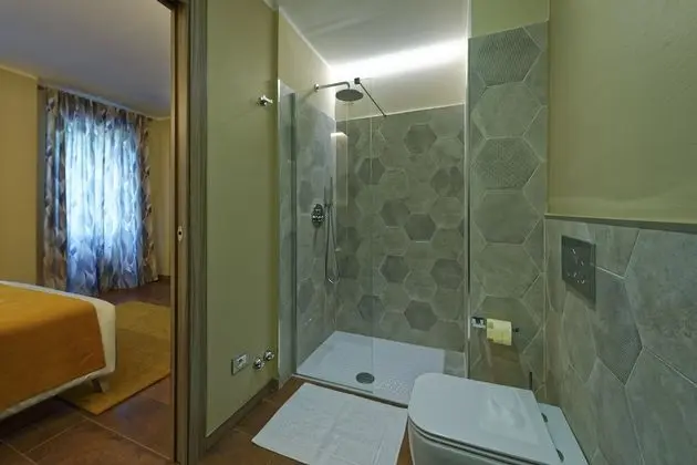 Deluxe Tek Büyük Yataklı Oda (CAMERA 1 RR)