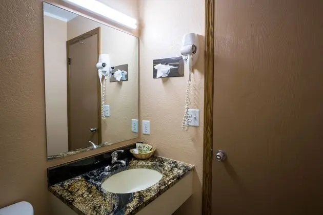 Deluxe Oda, 1 Büyük (Queen) Boy Yatak