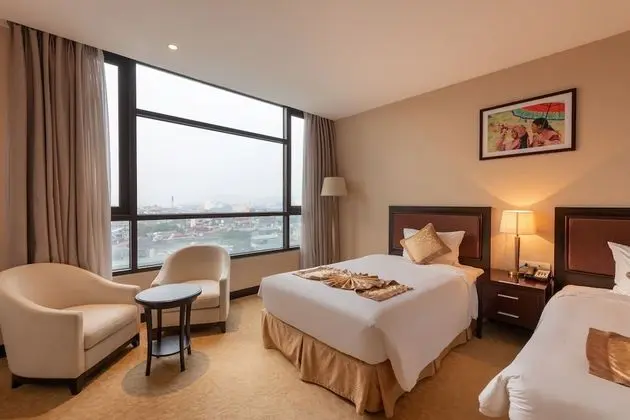 Deluxe Üç Kişilik Oda