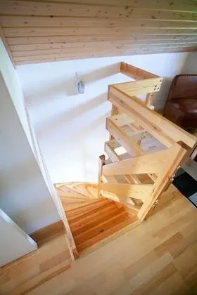 Family Ev, 4 Yatak Odası (Black House)