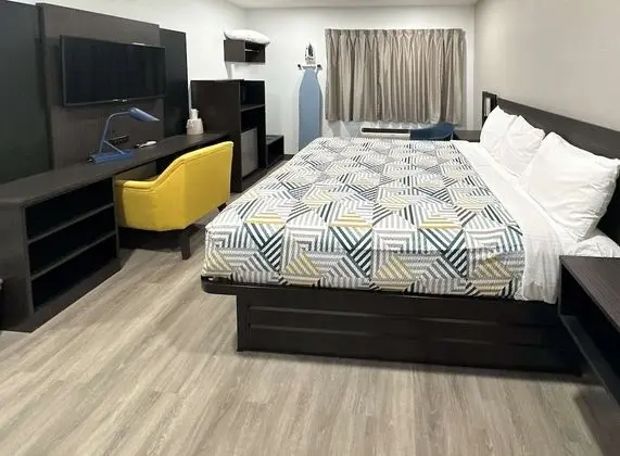Standard Oda, 1 En Büyük (King) Boy Yatak, Sigara İçilmez, Buzdolabı ve Mikrodalga