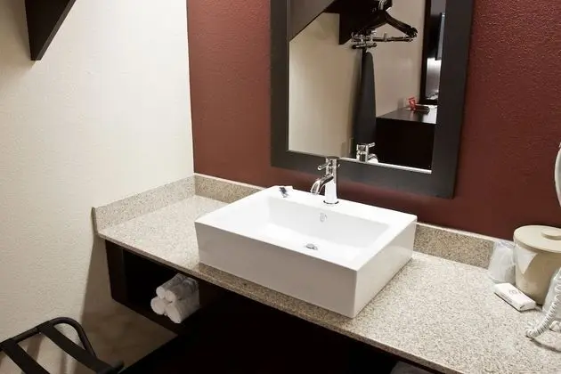 Deluxe Oda, 1 En Büyük (King) Boy Yatak (Smoke Free)