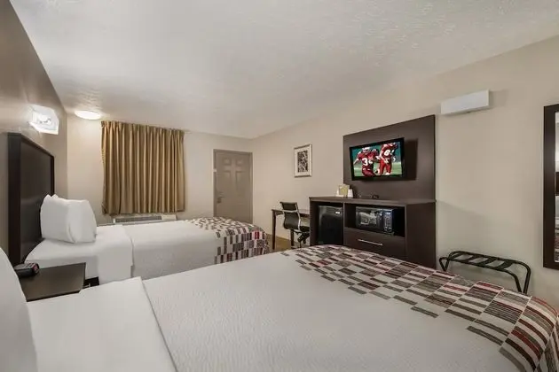 Deluxe Oda, 2 Büyük (Queen) Boy Yatak, Sigara İçilmez