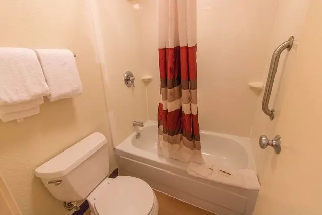 Standard Oda, 1 En Büyük (King) Boy Yatak (Smoke Free)