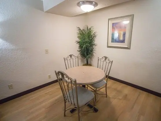 Süit, 1 En Büyük (King) Boy Yatak (Smoke Free)