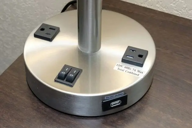 Süit, 1 En Büyük (King) Boy Yatak ve Çekyat, Sigara İçilmez, Sıcak Su Küveti