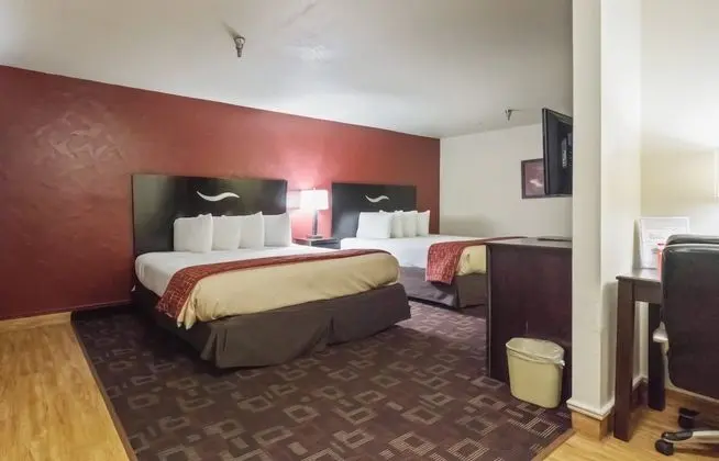 Süit, Sigara İçilebilir (2 King Beds)