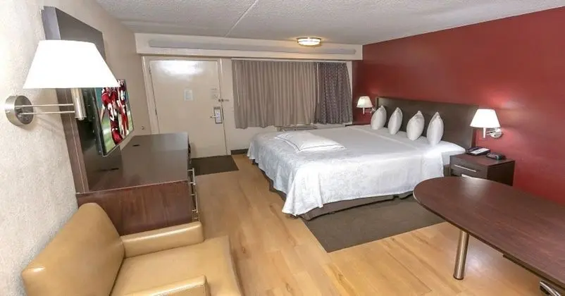 Premium Oda, 1 En Büyük (King) Boy Yatak (Upgraded Bedding & Snack, Smoke Free)