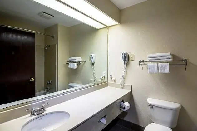 Deluxe Oda, Sigara İçilmez (3 Queen Beds)