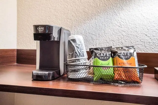 Deluxe Oda, 1 En Büyük (King) Boy Yatak (Smoke Free)