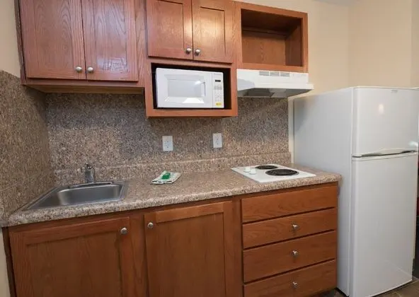 Süit, 2 Çift Kişilik Yatak, Engellilere Uygun, Sigara İçilmez (Kitchen, Roll-In Shower)