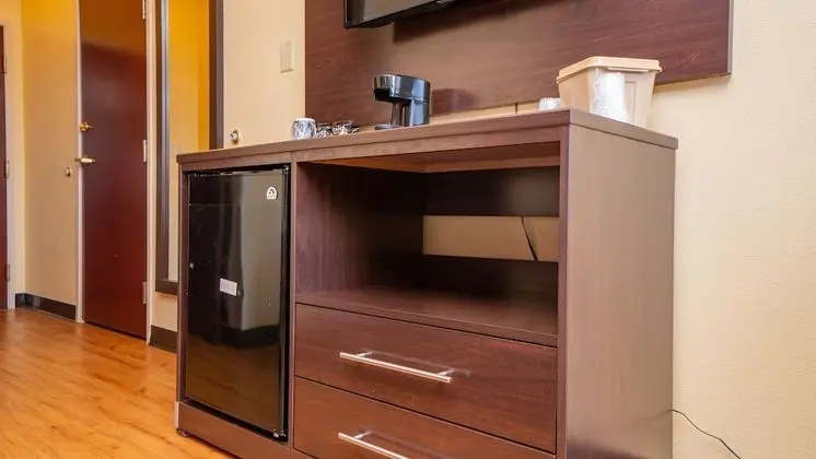 Deluxe Oda, 2 Çift Kişilik Yatak, Sigara İçilmez (Wheelchair Accessible)