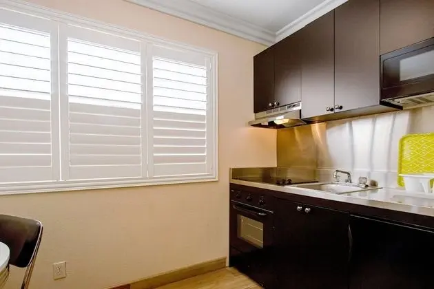 Süit, Sigara İçilmez, Mutfak (3 Queen Beds and 1 Sofa Bed)