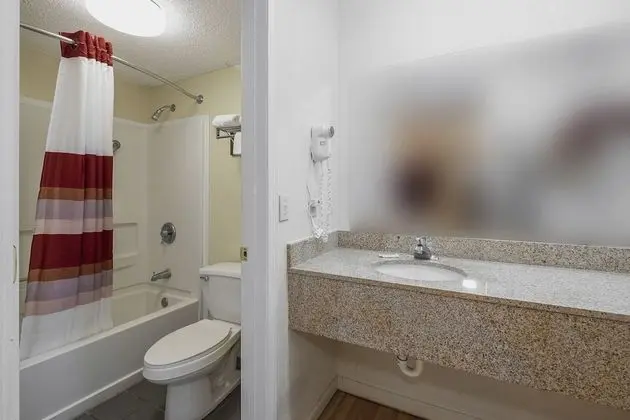 Standard Suite, 2 King Beds, Non Smoking