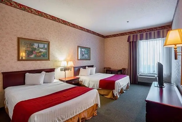 Büyük Yataklı Tek Kişilik Oda