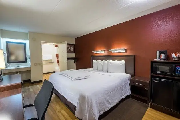 Premium Oda, 1 En Büyük (King) Boy Yatak (Upgraded Bedding & Snack, Smoke Free)