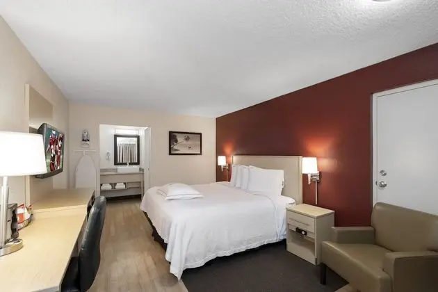 Premium Oda, 1 En Büyük (King) Boy Yatak (Upgraded Bedding & Snack, Smoke Free)
