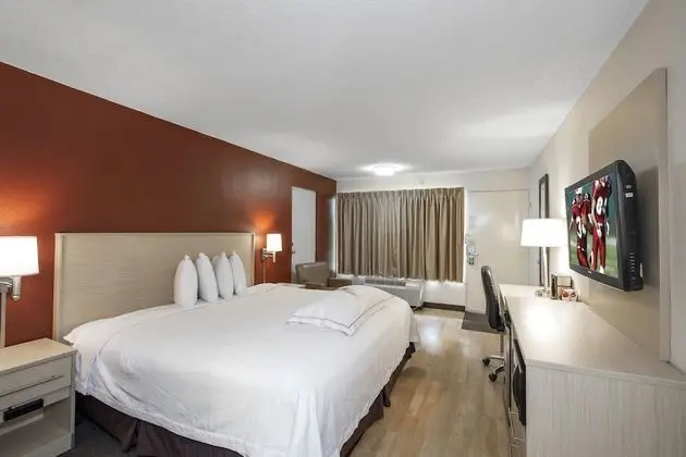 Premium Oda, 1 En Büyük (King) Boy Yatak (Upgraded Bedding & Snack, Smoke Free)