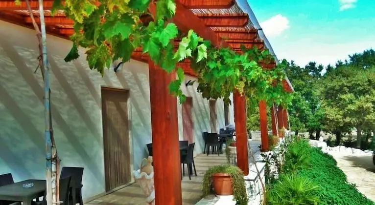 Standard Üç Kişilik Oda, 1 Yatak Odası, Sigara İçilebilir, Tepe Manzaralı