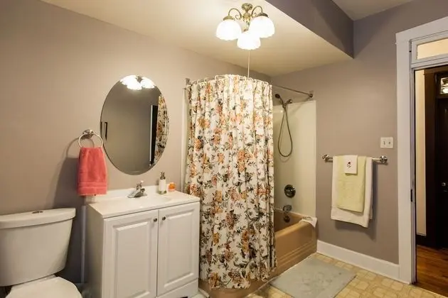 Standard Oda, Ortak Banyo