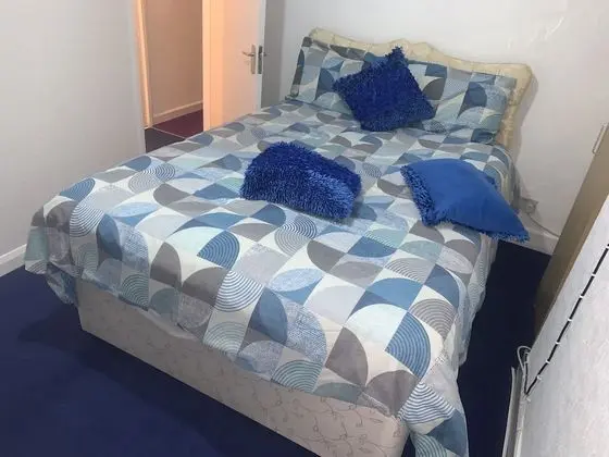 Basic Double Room - Blue Room 1