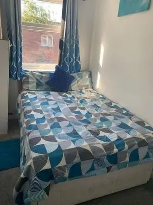 Basic Double Room - Blue Room 2