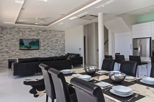 4 Bedroom Pool Villa, Sea View