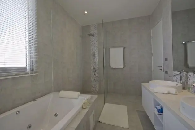 4 Bedroom Pool Villa, Sea View