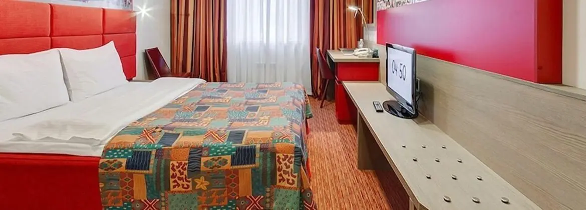 Comfort Tek Büyük veya İki Ayrı Yataklı Oda