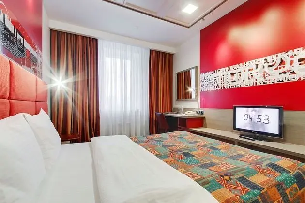 Comfort Tek Büyük veya İki Ayrı Yataklı Oda