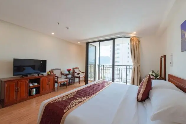 Deluxe Tek Büyük veya İki Ayrı Yataklı Oda, Balkon