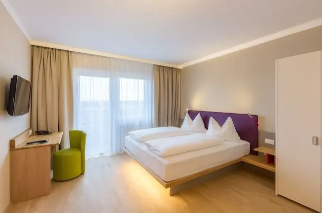 Tek Büyük Yataklı Oda, 1 En Büyük (King) Boy Yatak