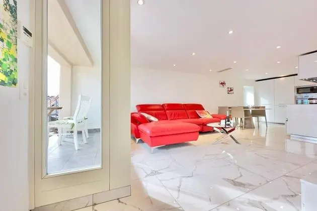 Family Apart Daire, Birden Çok Yatak (Red View Apartment)