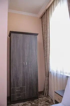 Tek Büyük veya İki Ayrı Yataklı Oda (Budget)