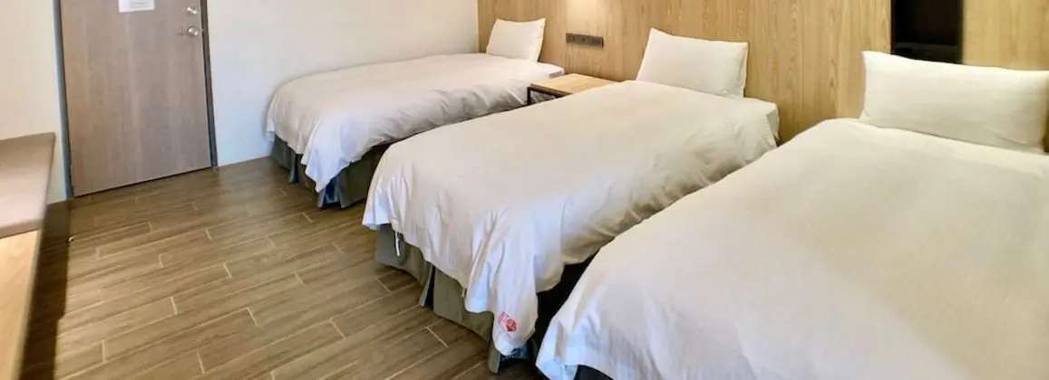 Üç Kişilik Oda, 3 Tek Kişilik Yatak