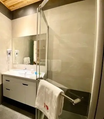 Üç Kişilik Oda, 3 Tek Kişilik Yatak