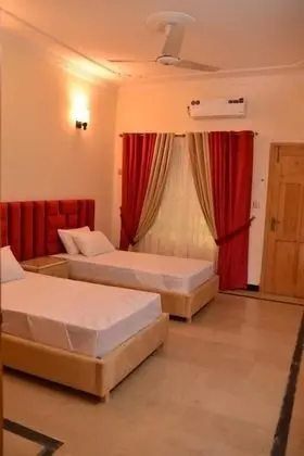 Deluxe Tek Büyük veya İki Ayrı Yataklı Oda