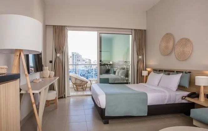 Superior Room Sheraton View Without Sofa