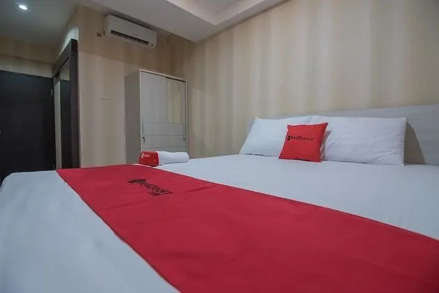 Tek Büyük Yataklı Oda (RedDoorz)