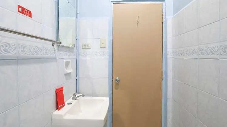 Tek Büyük Yataklı Oda (Reddoorz)
