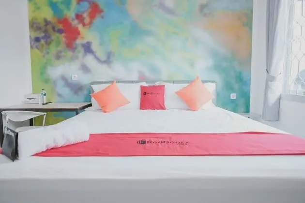 Tek Büyük Yataklı Oda (RedDoorz)