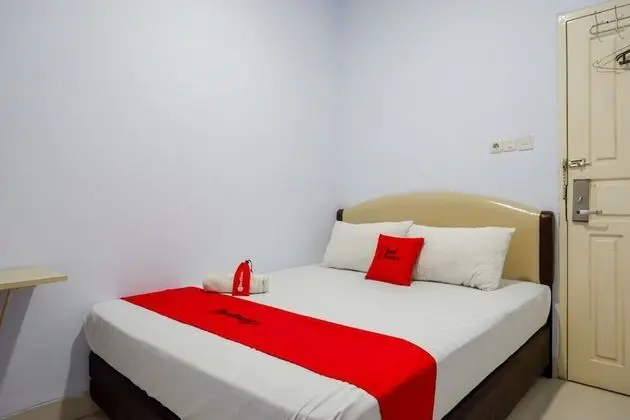 Tek Büyük Yataklı Oda (RedDoorz)